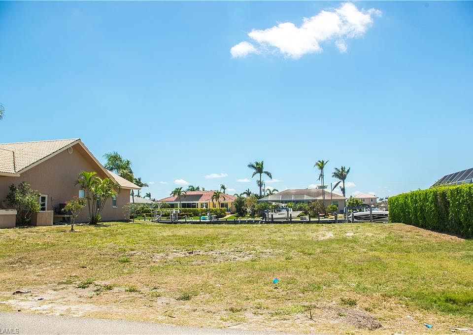 1st image of 374 Capistrano Ct