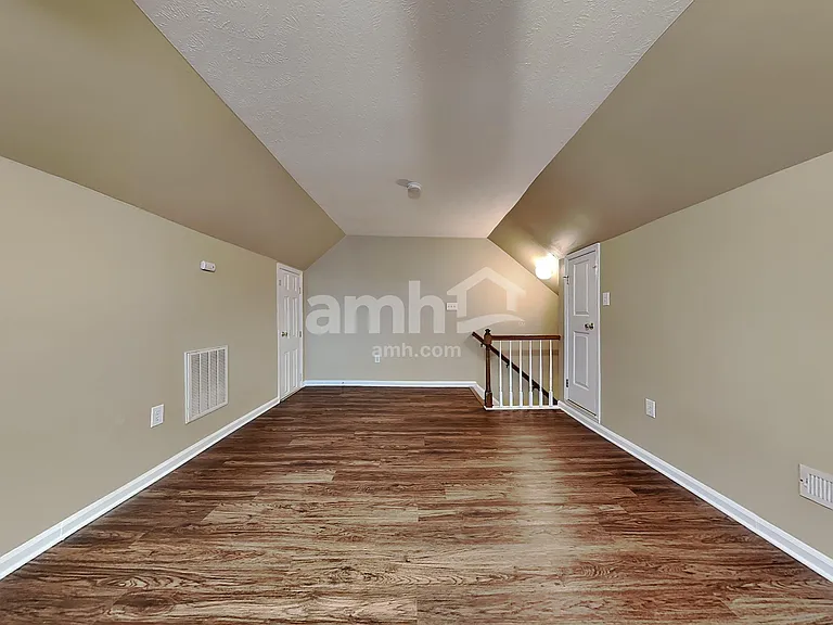 112 Pine Orchard Ct — Photo 19