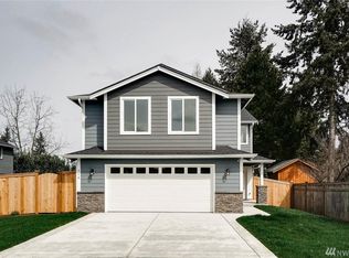 310 SW 106th St, Seattle, WA 98146