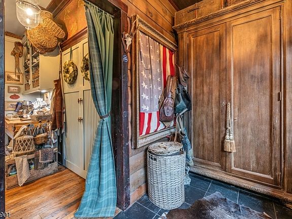 5th image of 26 Short Road