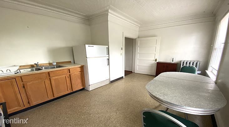 218 Eddy #2-9