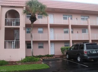 200 Turtle Lake Ct APT 301, Naples, FL 34105