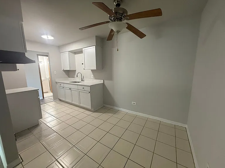 4620 Maple Avenue — Photo 4