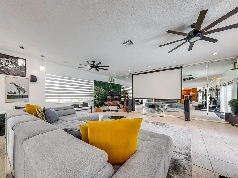 3609 SW 58th Ave — Photo 22