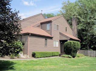 18 Rebecca Ct, Ewing, NJ 08628