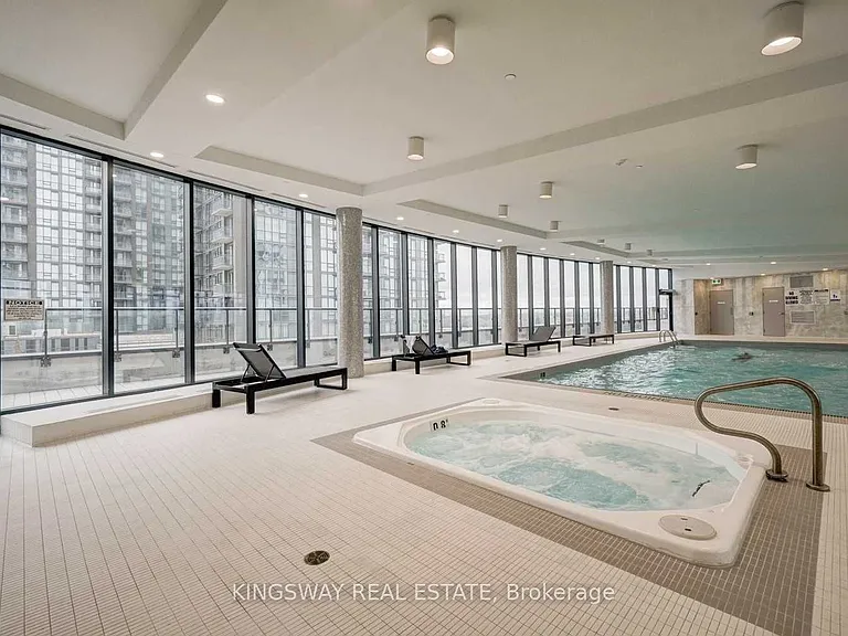65 Watergarden Dr #907 — Photo 16