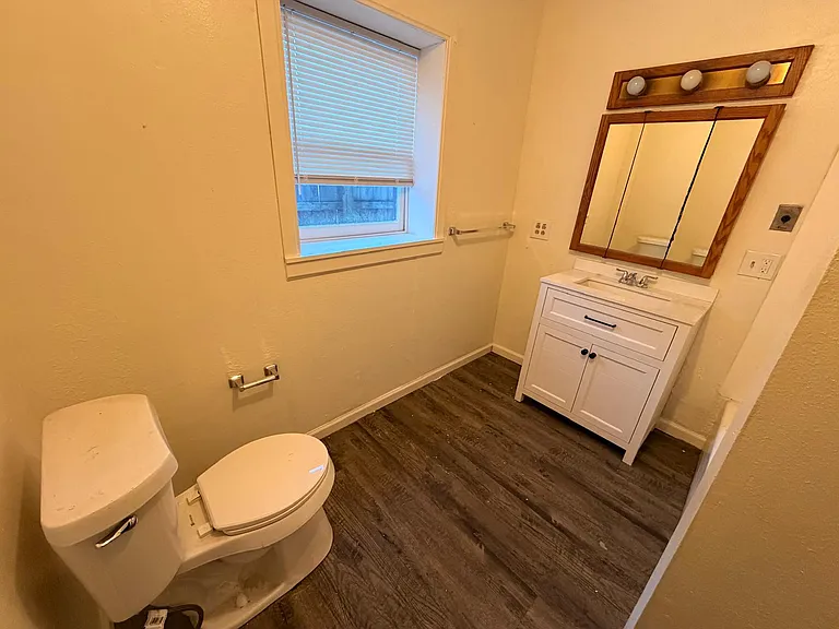 5753 Rudyard Rd — Photo 21