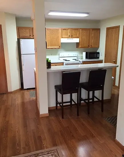 2 bed, 1086 sqft, $1,900 — Photo 4