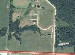 1319 NE 1051 Rd, Windsor, MO 65360