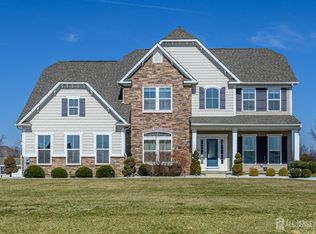 41 Gina Dr, Allentown, NJ 08501