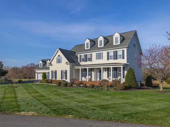 536 Sunrise Ln, Earlysville, VA 22936