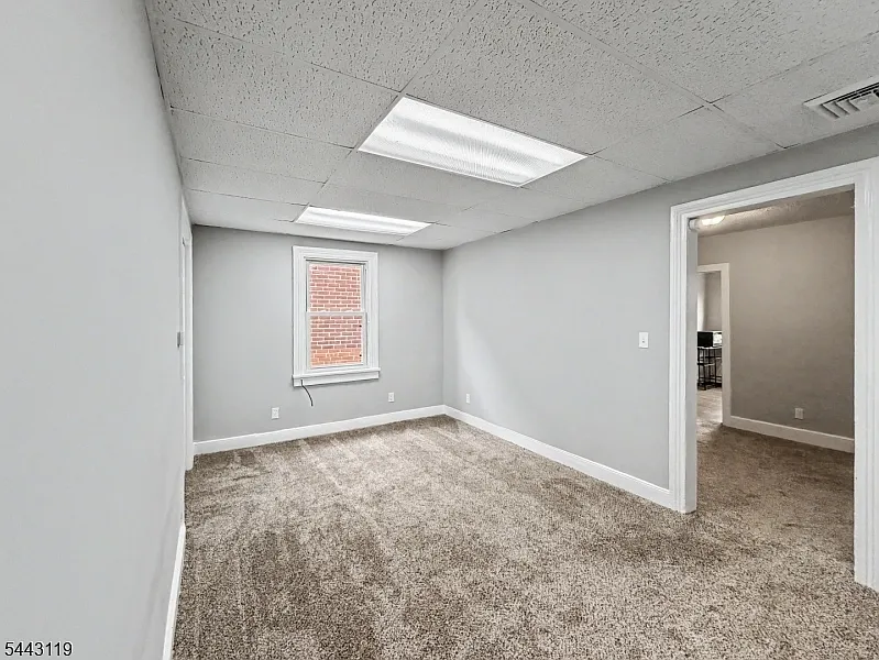 2 bed, 1.0 bath, $1,599 — Photo 2