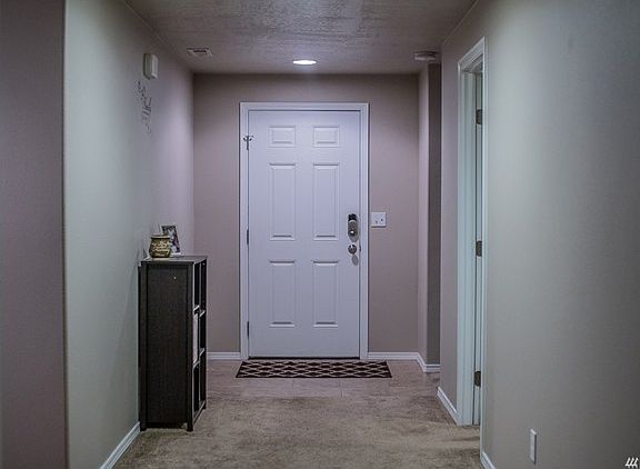 2nd image of 434 S Trillium Way