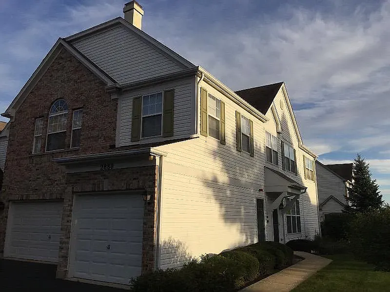 2880 Stonewater Dr