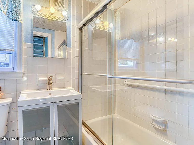 42 Abbott Ave — Photo 12