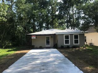 2126 Dupard St, Mandeville, LA 70448