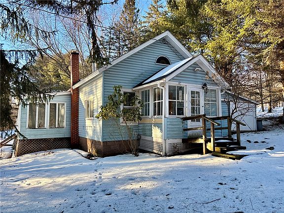 2nd image of 155 Lee Hollow Rd