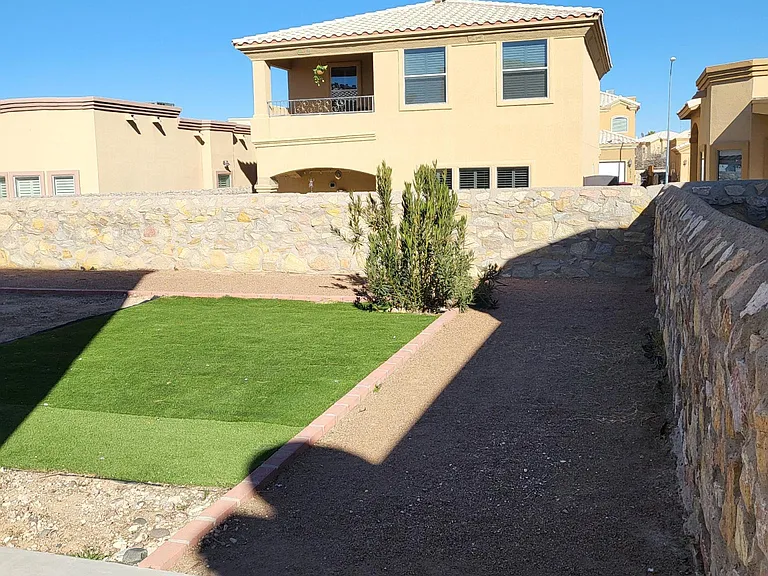 11609 Grotto Bay Ct — Photo 17