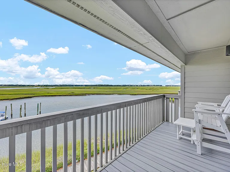 2307 N Lumina Avenue Ext #D — Photo 23