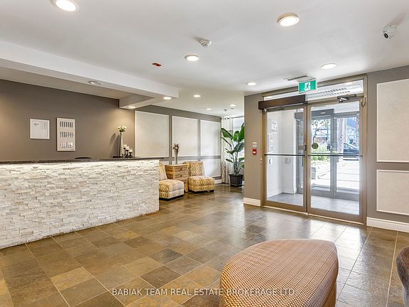 4th image of 2495 Dundas St W #307