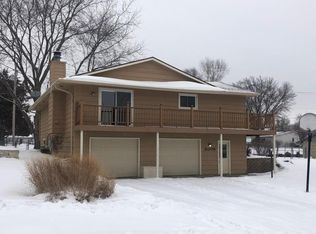 3005 Arnold Dr, Marshalltown, IA 50158