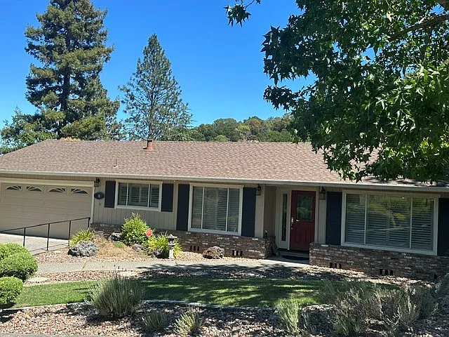 3 bed, 1782 sqft, $6,400 — Photo 1