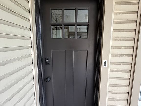 2nd image of 320 N Hanover St APT A