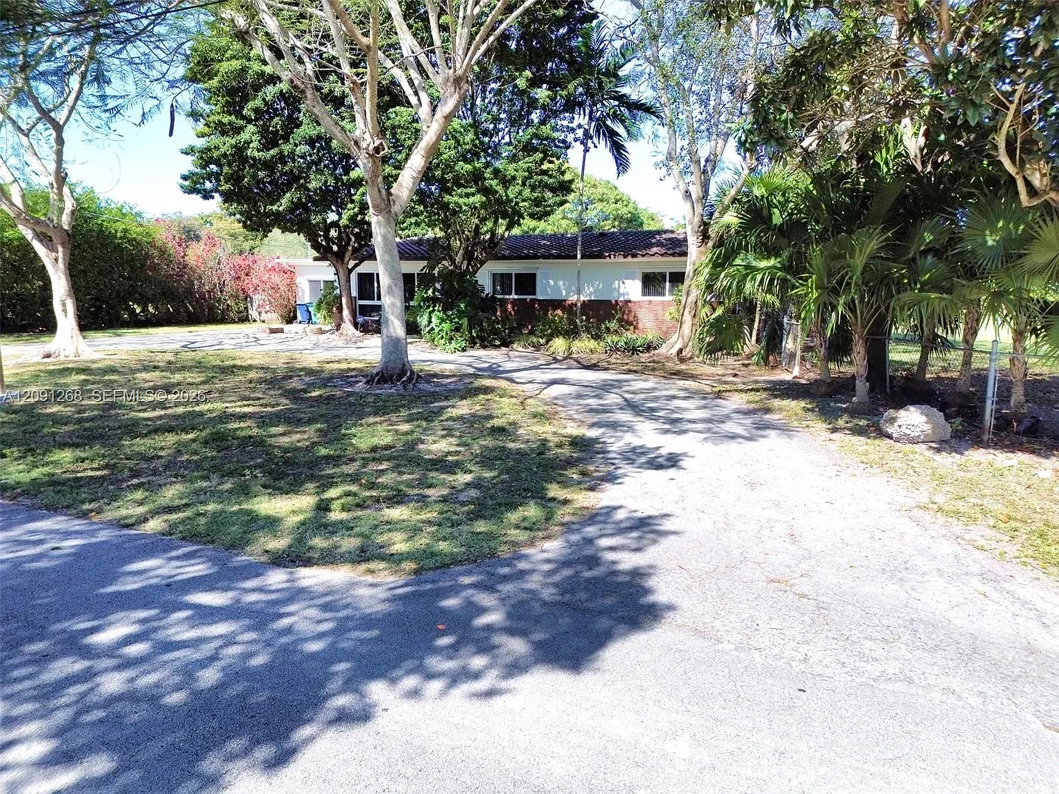 So Miami Gdn Heights — Photo 4