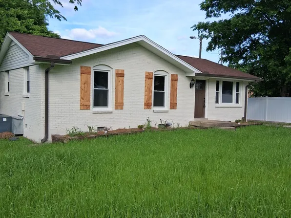 102 Savely Ct, Hendersonville, TN 37075