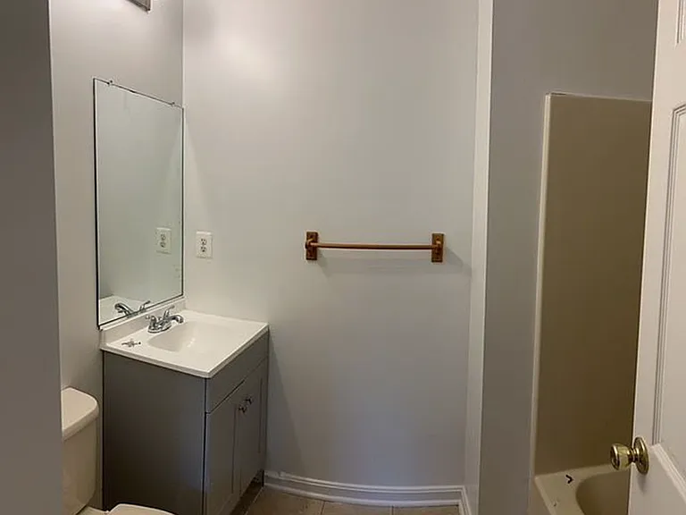 8230 Lincoln Dr — Photo 1