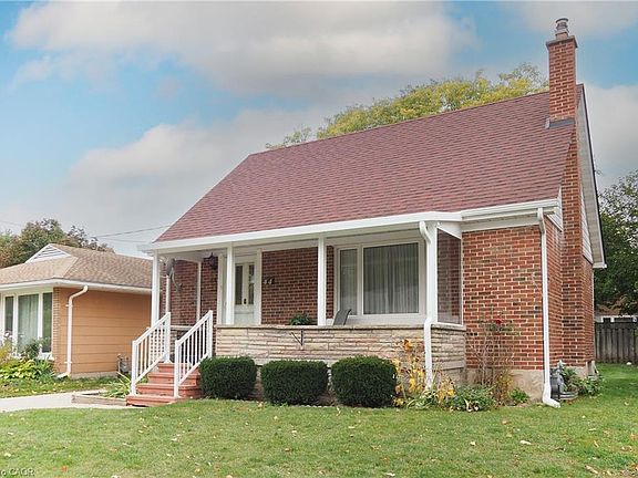 3rd image of 44 Ruby St