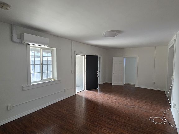 5th image of 3421 Arroyo Seco Ave #1/2