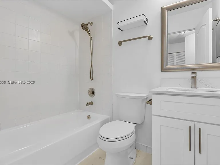 15750 SW 92nd Ave #20C — Photo 22