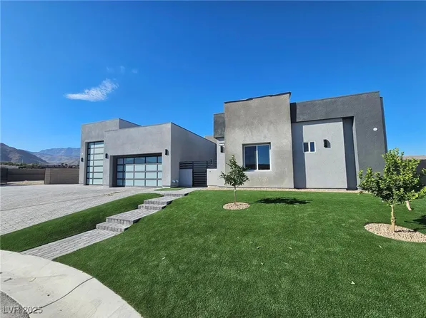 5779 Christian Creek Ct, Las Vegas, NV 89149