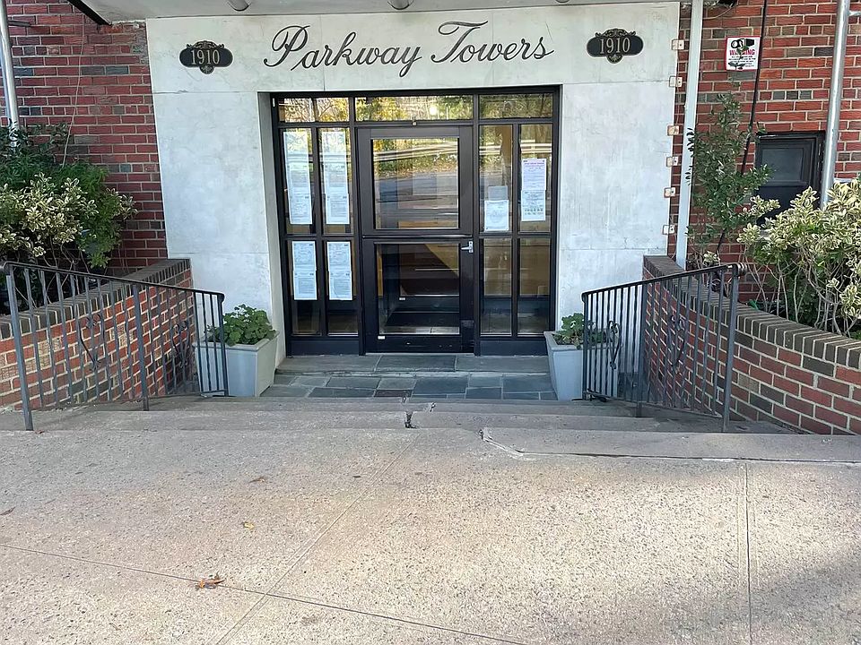 1st image of 1910 Pelham Pkwy S APT 1B