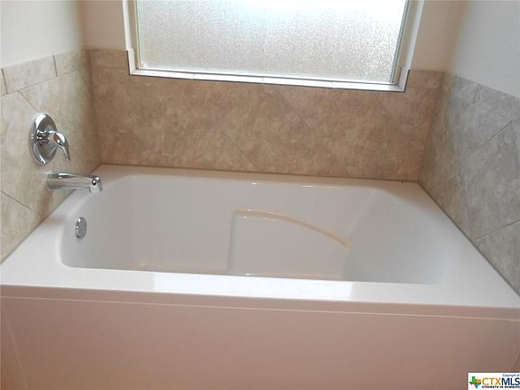 2nd image of 8904 Viewpark Dr