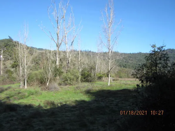 1211 Steelhead Rd, Alderpoint, CA 95511