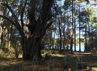 Rosehill Dr E, Tallahassee, FL 32312