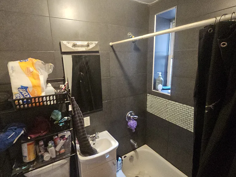 1257 Lincoln Pl #9 — Photo 3