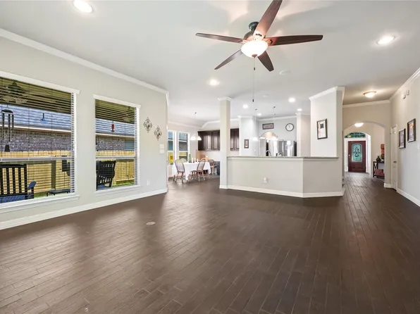 2004 Brabner Way, Conroe, TX 77301