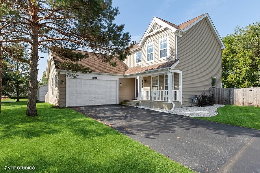 2325 Applewood Ln, Woodstock, IL 60098 Zillow