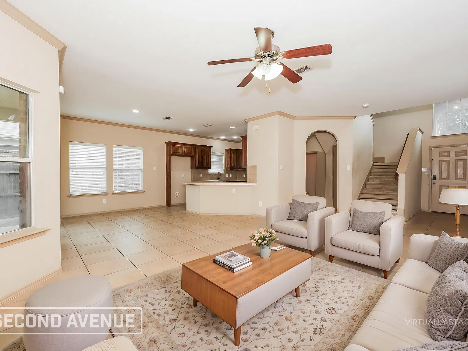 3 bed, 2.5 bath, 1847 sqft, $2,549 — Photo 2
