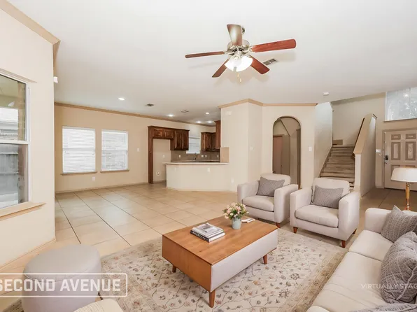 2120 Ingrid Ln, Fort Worth, TX 76131