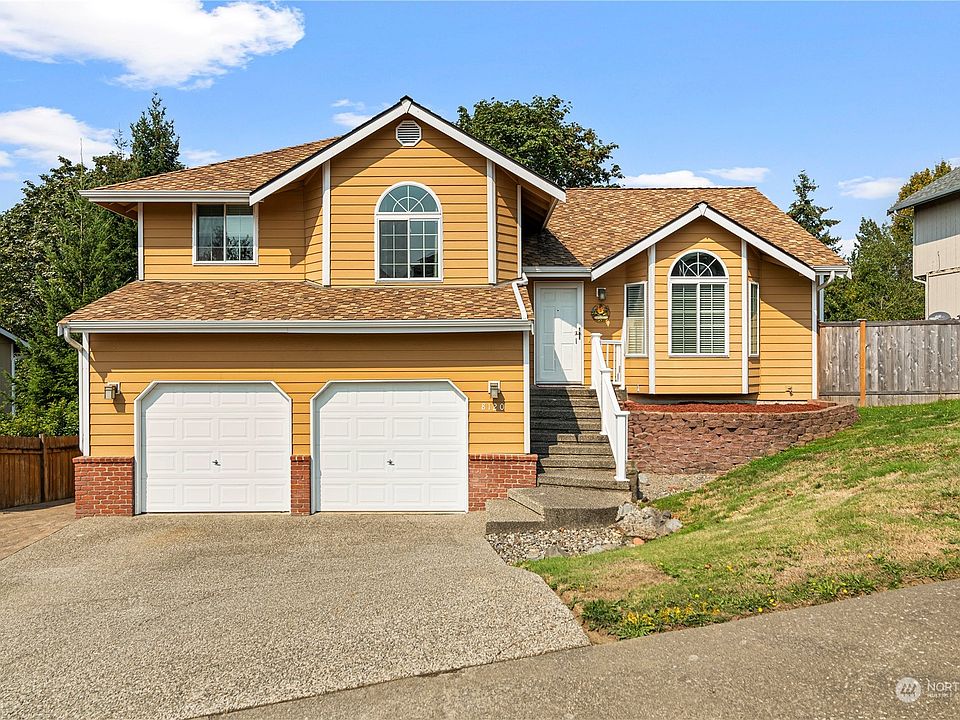 1st image of 8120 77th Avenue NE