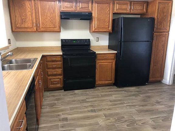 2nd image of 7859 E Rosewood St