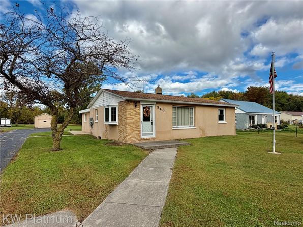 343 Pickford Rd