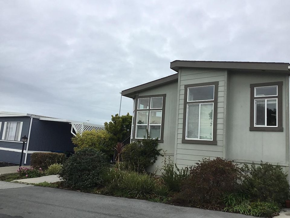 1st image of 8 Oceanview Ave #8
