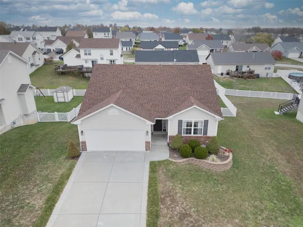 217 Marble Bluffs Blvd, Wentzville, MO 63385