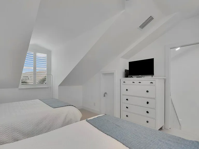 3306 Fairway Dr N — Photo 31