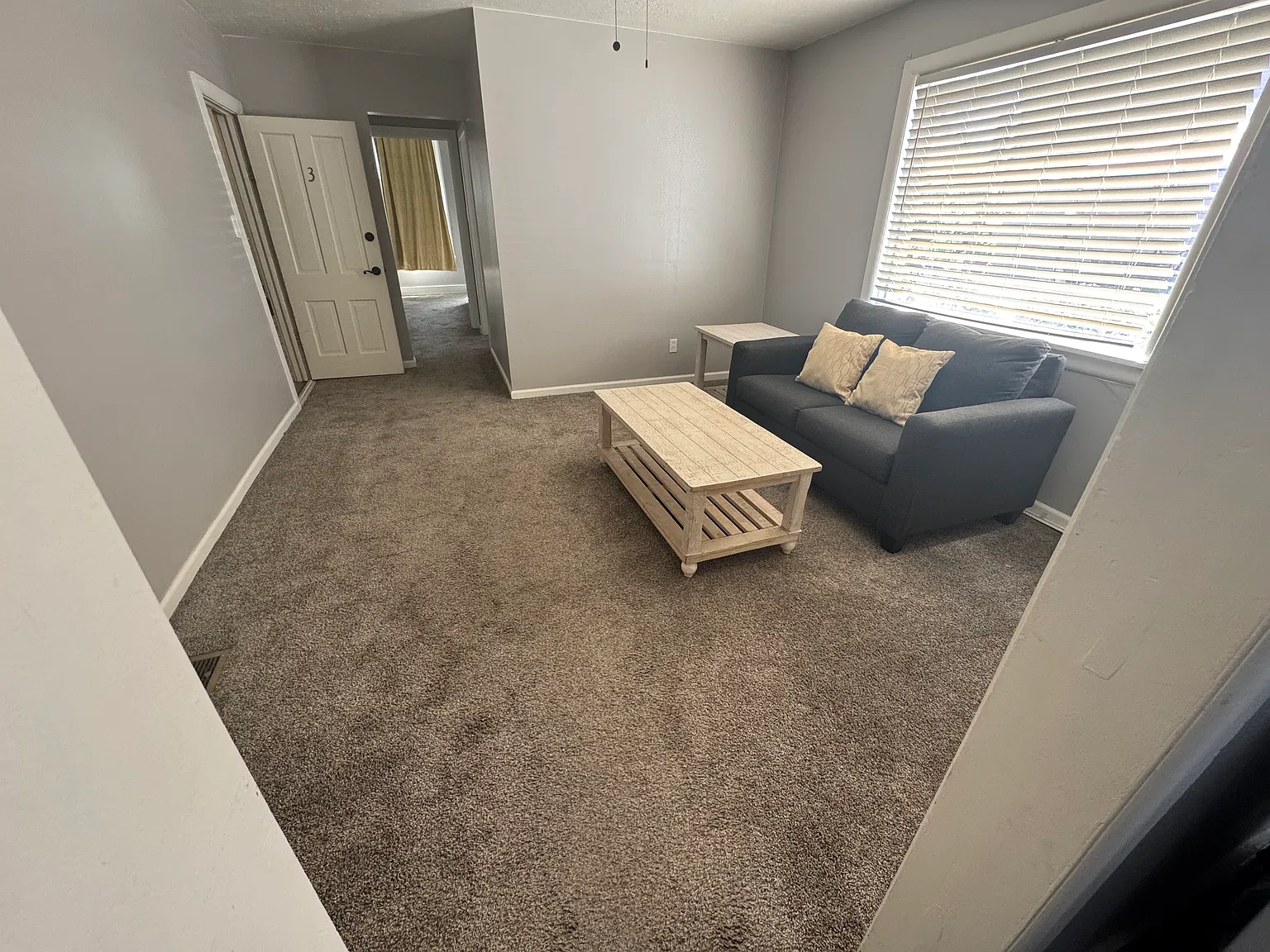 213 Perry St — Photo 2